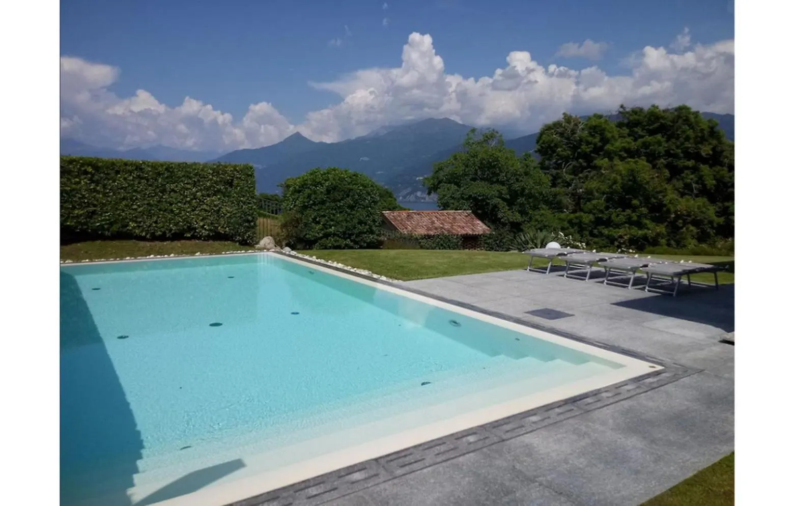 Casa Bellagio 0*,